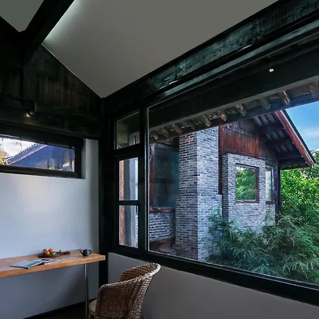 Adonis Inn Lijiang Lijiang  Exterior photo
