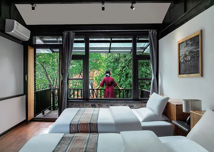 Adonis Inn Lijiang