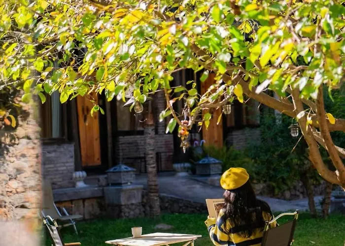 Adonis Inn Lijiang