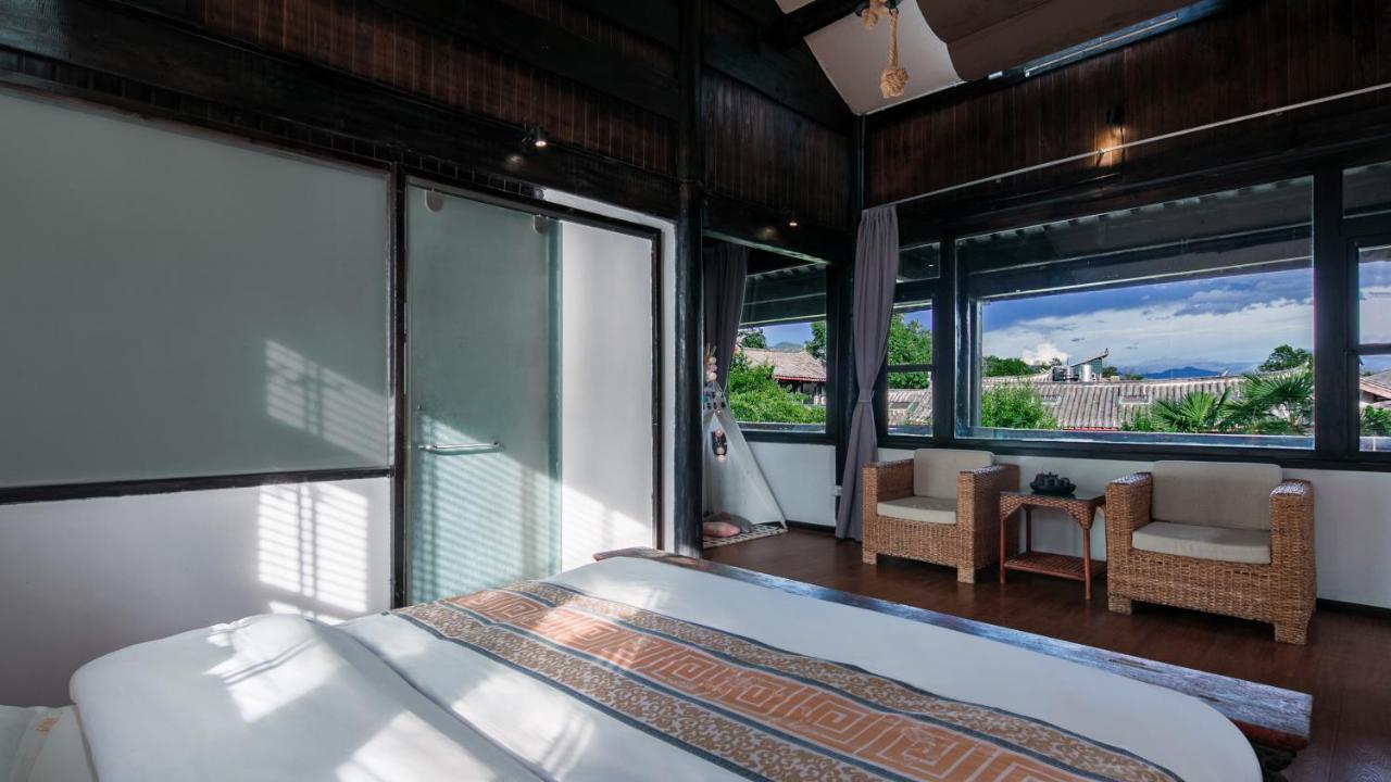 Adonis Lijiang Homestay *