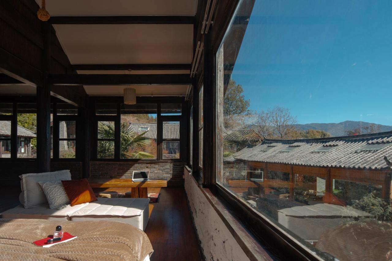 Adonis Lijiang Homestay *