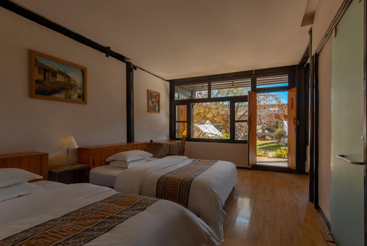 Adonis Lijiang